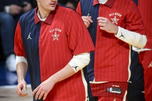 苏群：塞尔维亚&amp;德国是欧锦赛夺冠热门 东契奇的成绩得看队友发挥