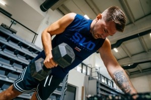 开云体育官网-东契奇：希望夏天的努力能让我保持统治力 让批评我体型的人闭嘴